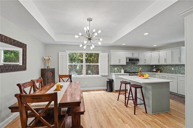 3238 Huntington Road, Lawrence, KS 66049