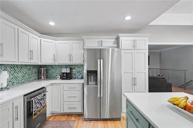 3238 Huntington Road, Lawrence, KS 66049