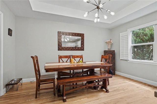 3238 Huntington Road, Lawrence, KS 66049