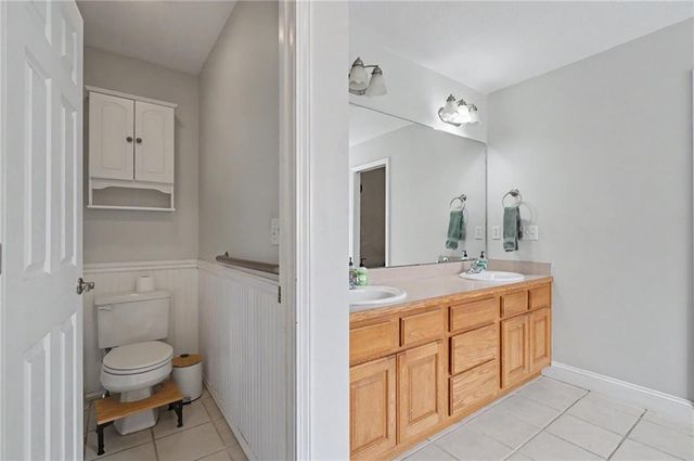 3238 Huntington Road, Lawrence, KS 66049