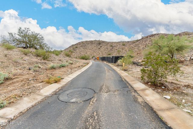 21116 W CANYON Drive 52, Buckeye, AZ 85396