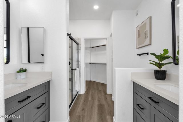 9555 E RAINTREE Drive 2025, Scottsdale, AZ 85260