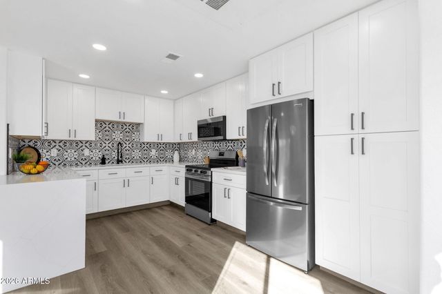 9555 E RAINTREE Drive 2025, Scottsdale, AZ 85260