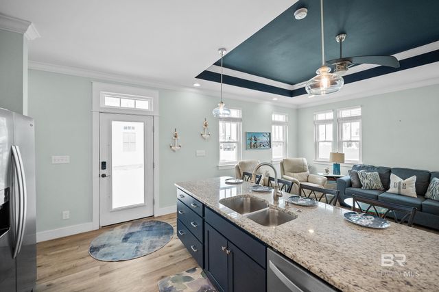 11943 Gateway Drive, Elberta, AL 36530