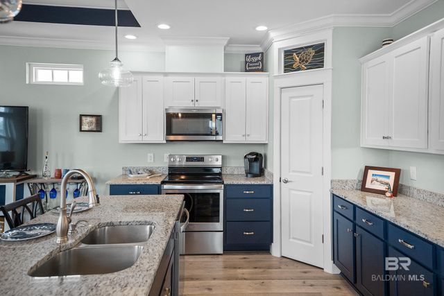 11943 Gateway Drive, Elberta, AL 36530