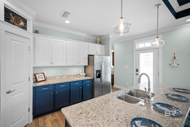 11943 Gateway Drive, Elberta, AL 36530