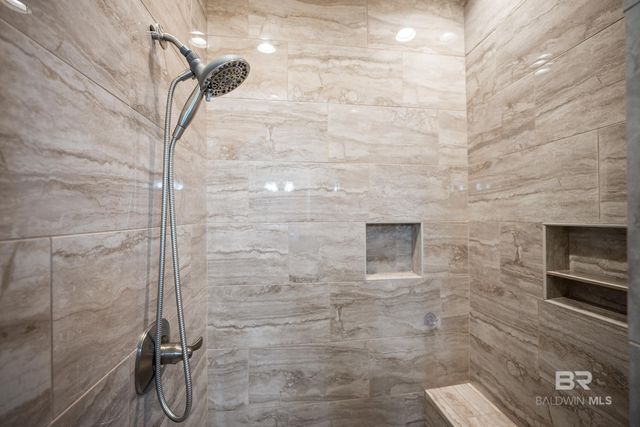 11943 Gateway Drive, Elberta, AL 36530