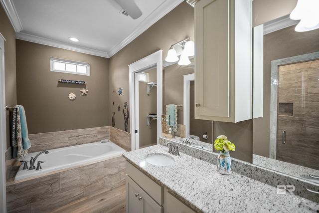 11943 Gateway Drive, Elberta, AL 36530