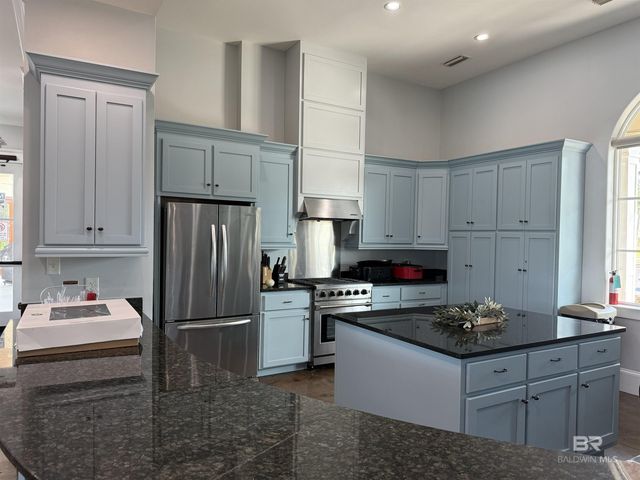 11943 Gateway Drive, Elberta, AL 36530