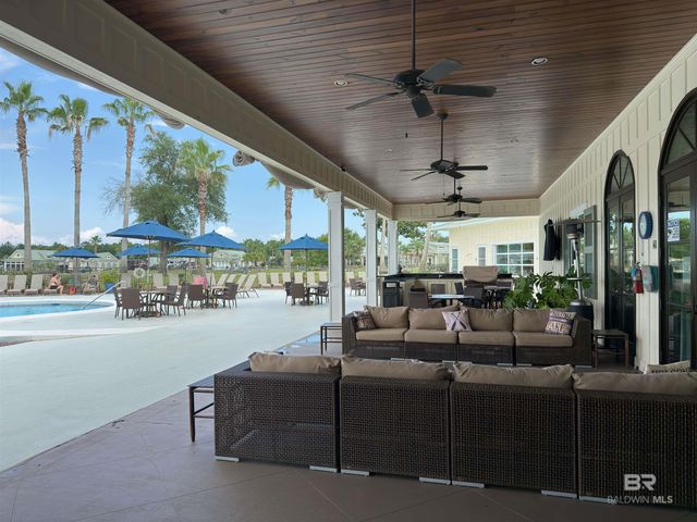 11943 Gateway Drive, Elberta, AL 36530