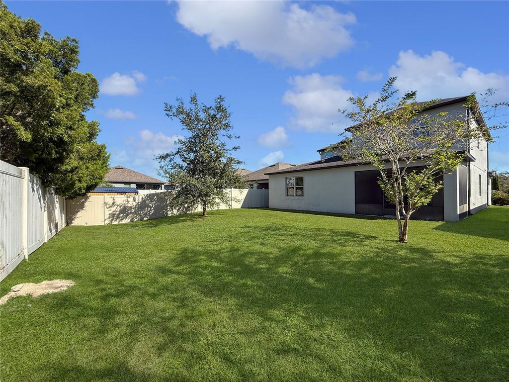 Image 21 of property listing at 1144 NARCOOSSEE DEL SOL BOULEVARD, St Cloud, FL 34771