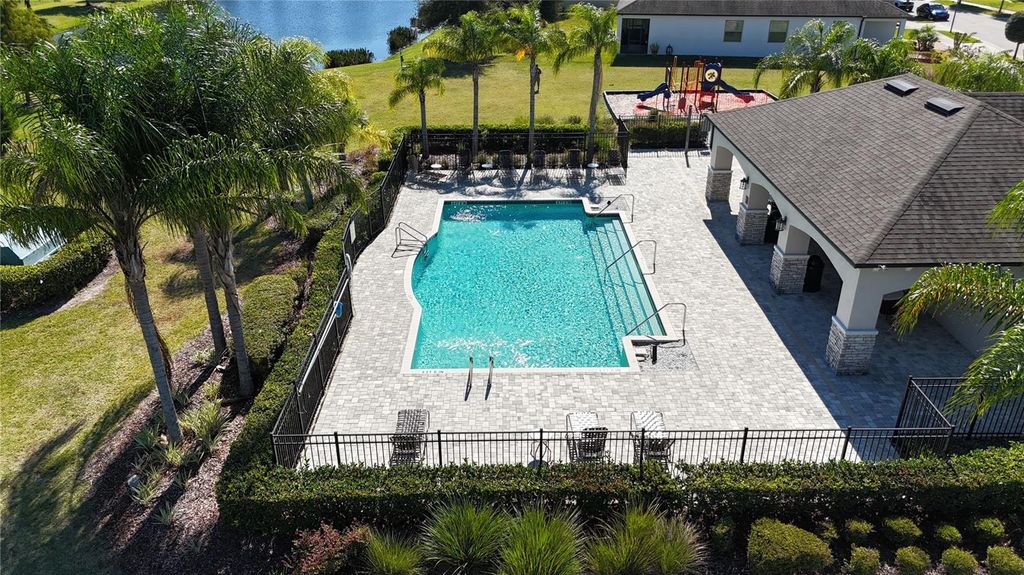 Image 22 of property listing at 1144 NARCOOSSEE DEL SOL BOULEVARD, St Cloud, FL 34771