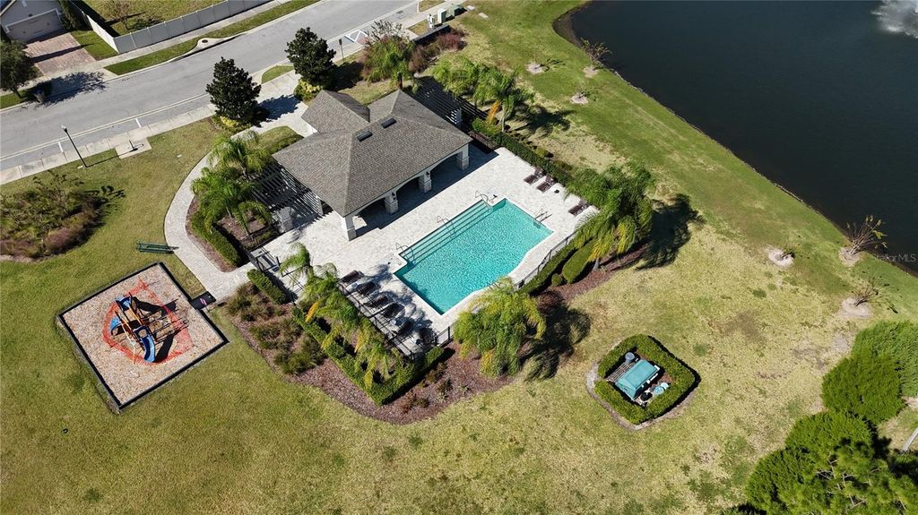 Image 23 of property listing at 1144 NARCOOSSEE DEL SOL BOULEVARD, St Cloud, FL 34771