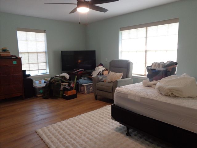 2806 Wren RD, Manchaca, TX 78652