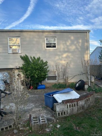 229 Sylvester Streets, Westbury, NY 11590