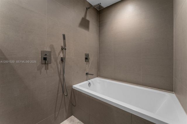 1080 Brickell Ave 905, Miami, FL 33131