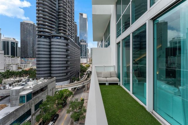 1080 Brickell Ave 905, Miami, FL 33131