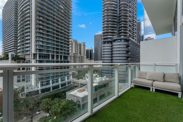 1080 Brickell Ave 905, Miami, FL 33131