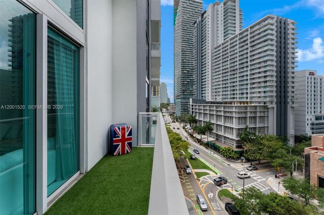 1080 Brickell Ave 905, Miami, FL 33131