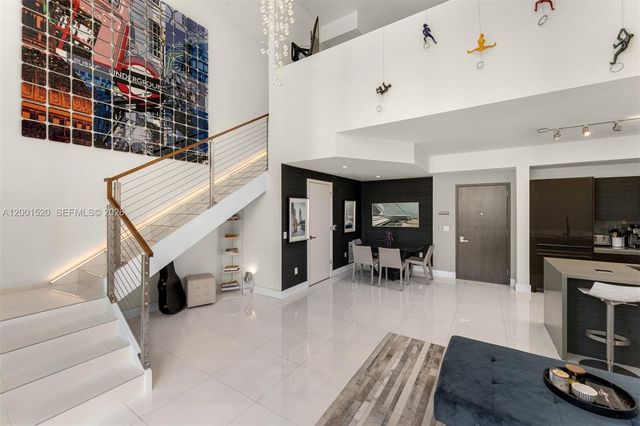 1080 Brickell Ave 905, Miami, FL 33131