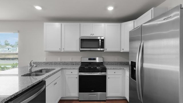 889 Long Bluff Road, Summerville, SC 29486