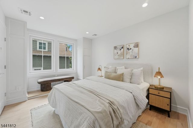 67 Myrtle Ave, Millburn Twp., NJ 07041