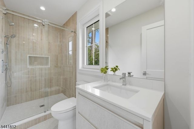 67 Myrtle Ave, Millburn Twp., NJ 07041