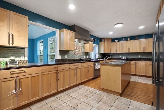 1360 Charles St, Cookeville, TN 38506