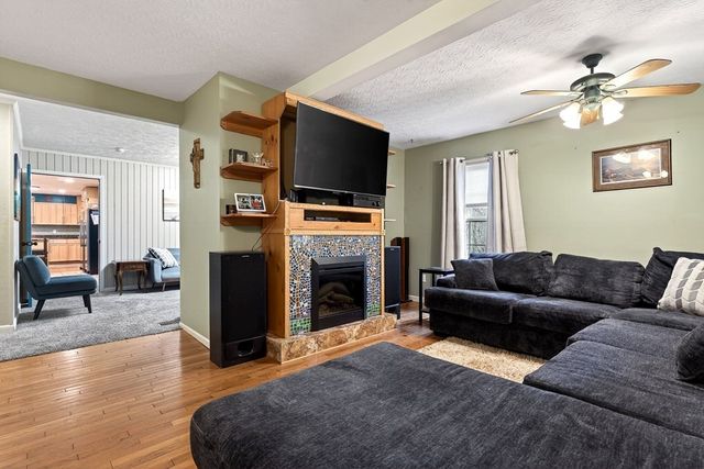 1360 Charles St, Cookeville, TN 38506