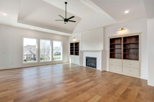 5072 E Ferdinand Court, Springfield, MO 65802