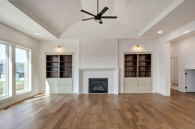 5072 E Ferdinand Court, Springfield, MO 65802