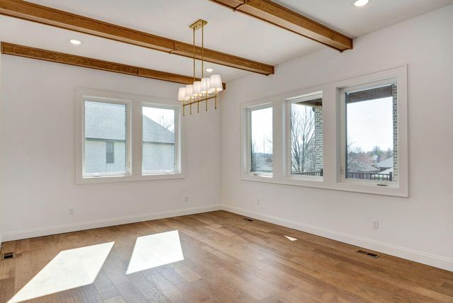 5072 E Ferdinand Court, Springfield, MO 65802