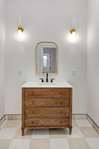 5072 E Ferdinand Court, Springfield, MO 65802