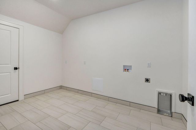 5072 E Ferdinand Court, Springfield, MO 65802