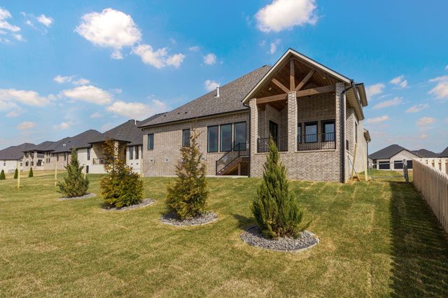 5072 E Ferdinand Court, Springfield, MO 65802