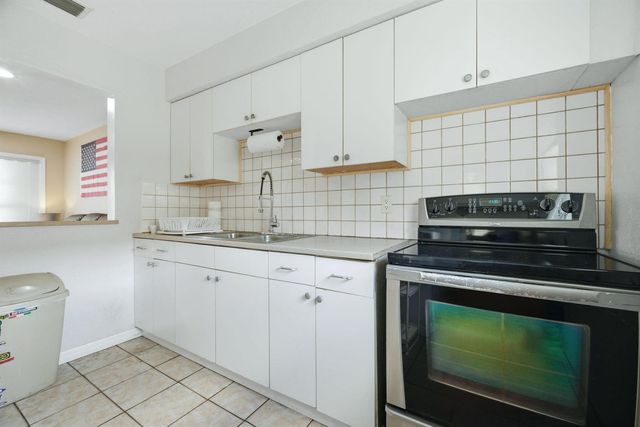 2120 Taylor Street, Hollywood, FL 33020