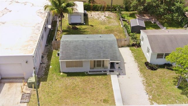 2120 Taylor Street, Hollywood, FL 33020