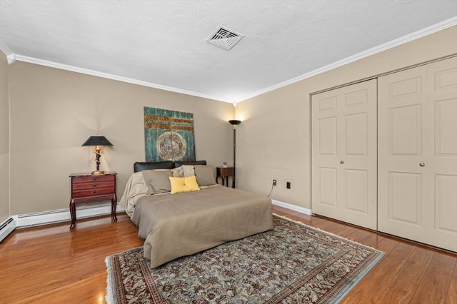2239 Commonwealth Ave 2239, Newton, MA 02466