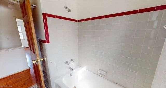 20460 Lakeshore Boulevard, Euclid, OH 44123