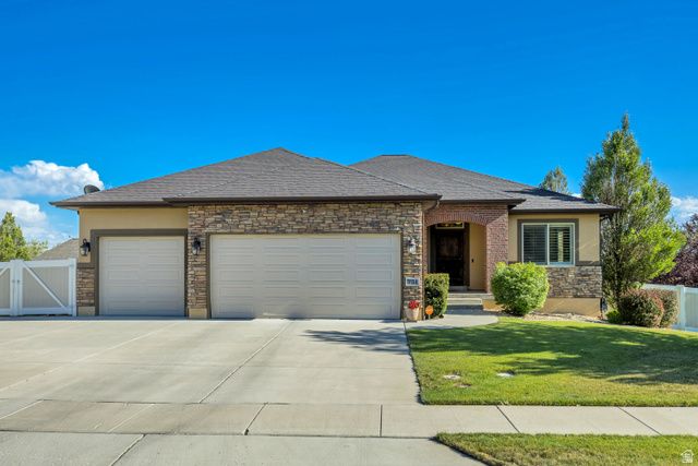 751 W HILLSIDE DR, Lehi, UT 84043