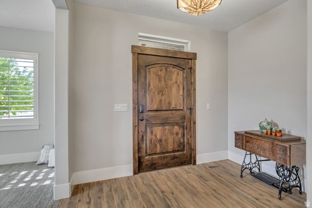 751 W HILLSIDE DR, Lehi, UT 84043