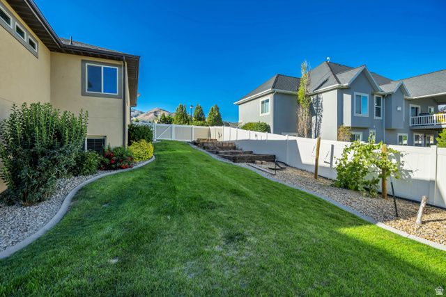 751 W HILLSIDE DR, Lehi, UT 84043