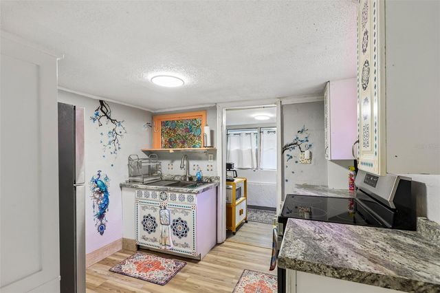 521 S 9TH STREET, Crescent City, FL 32112