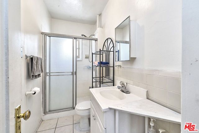 810 S Norton Avenue, Los Angeles, CA 90005