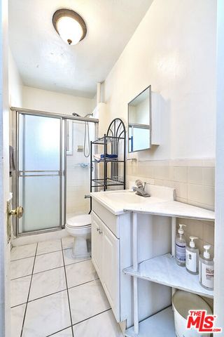 810 S Norton Avenue, Los Angeles, CA 90005