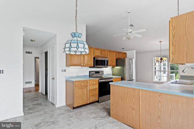 15 THORNHILL COURT, Carlisle, PA 17015