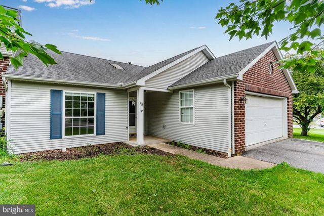 15 THORNHILL COURT, Carlisle, PA 17015