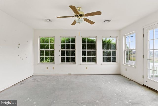 15 THORNHILL COURT, Carlisle, PA 17015