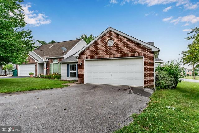 15 THORNHILL COURT, Carlisle, PA 17015