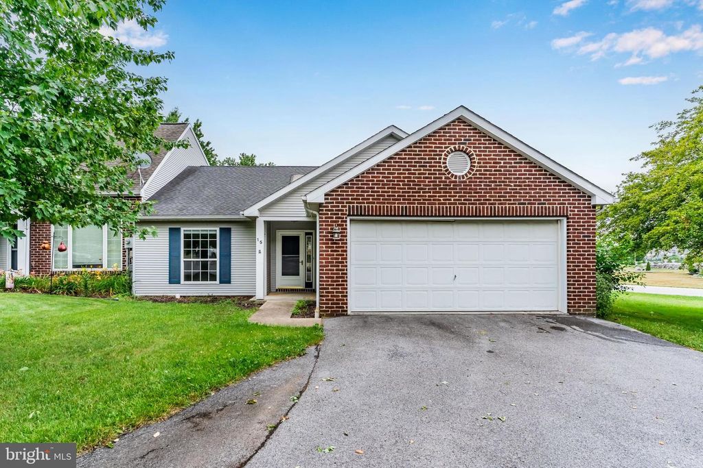 15 THORNHILL COURT, Carlisle, PA 17015